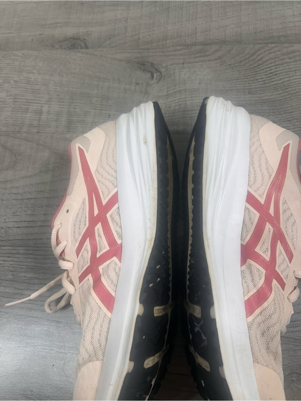 ASICS Women's Running Shoes in Light Pink with Coral Accents Size 9 - Picture 4 of 10